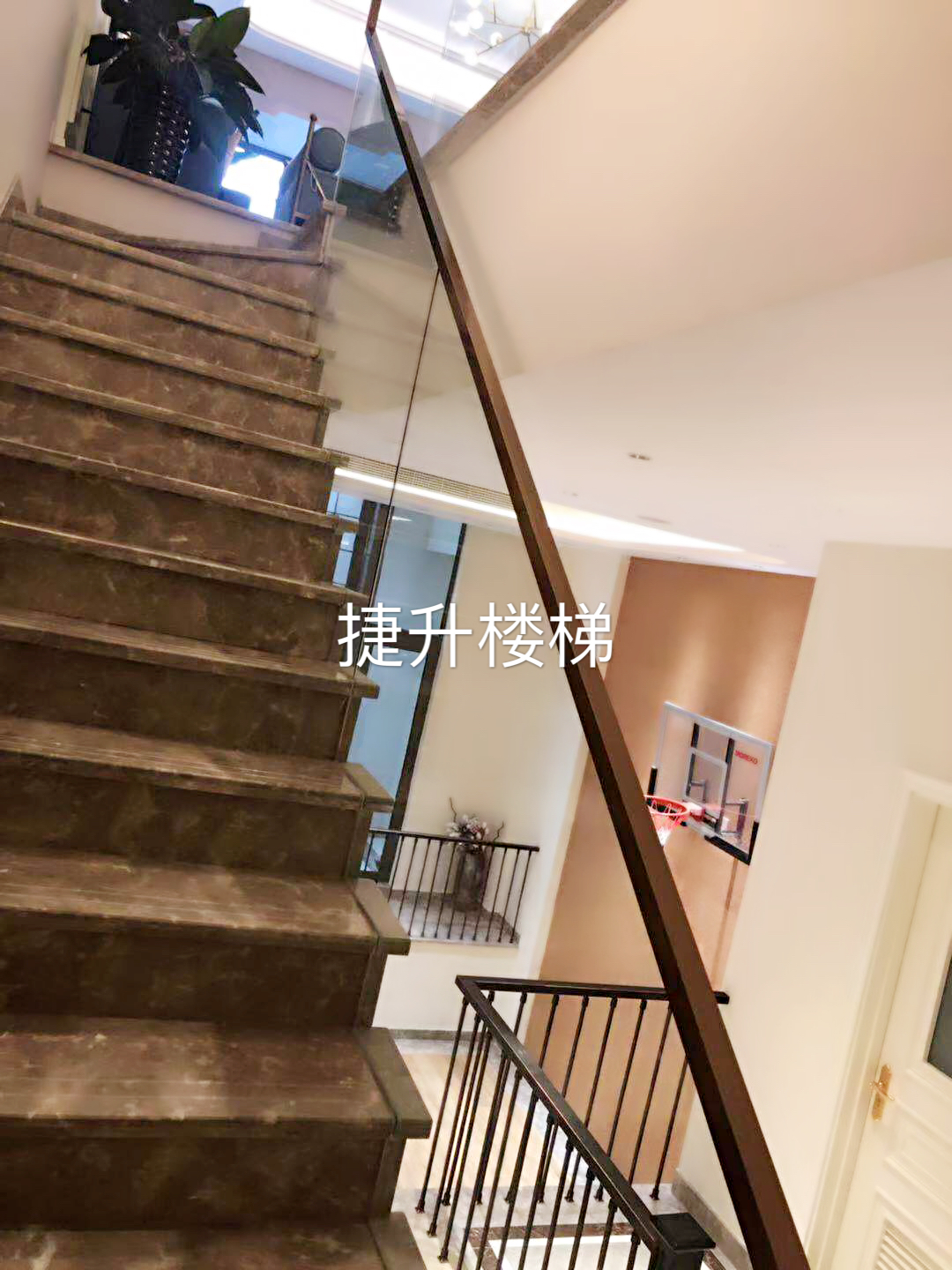 现代简约